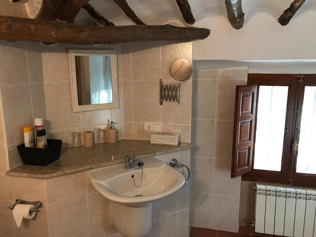 Cortijo El Ciruelo Bed and breakfast